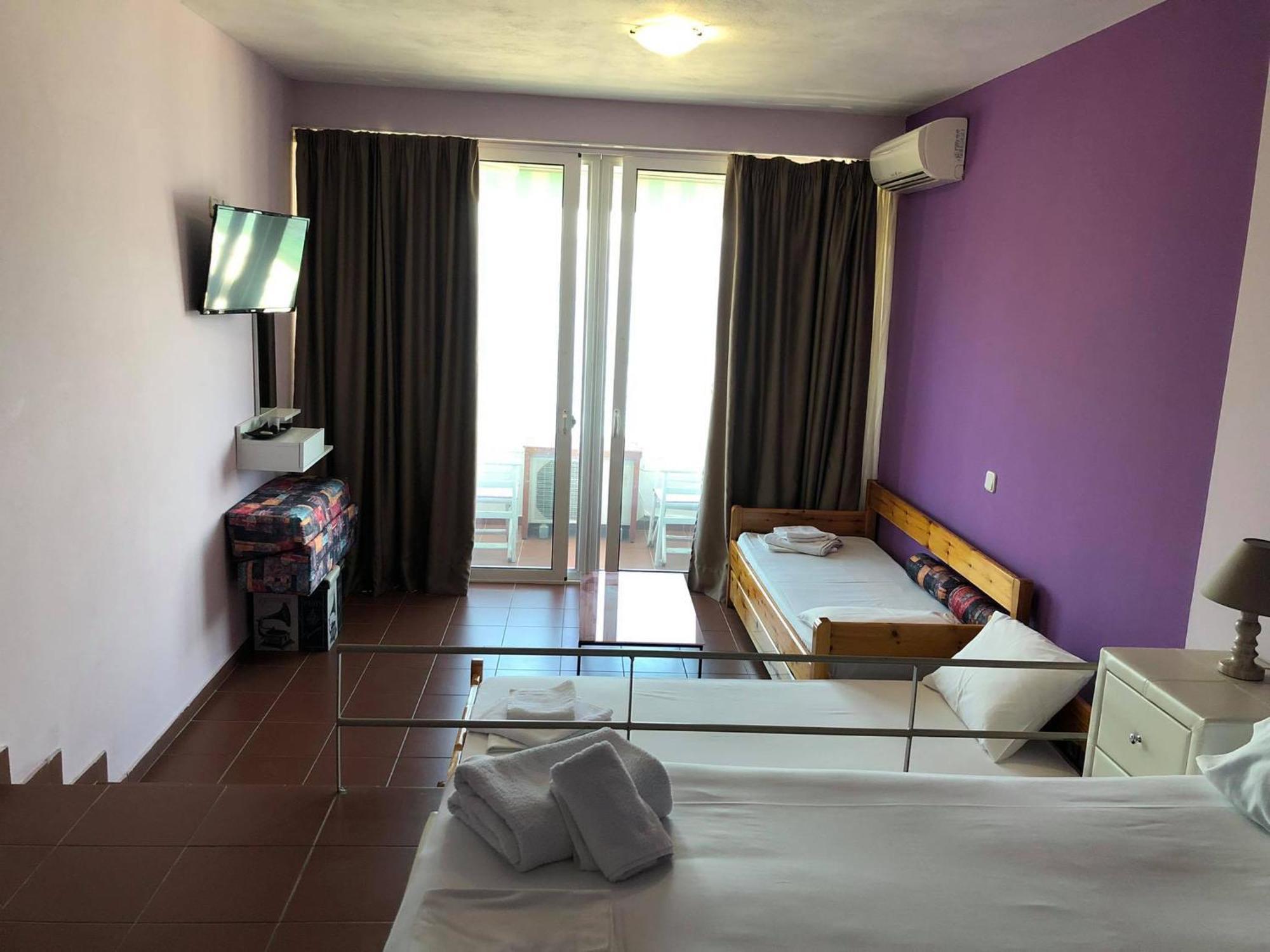 Maravellia Art hotel Loutrá Edipsoú Eksteriør bilde