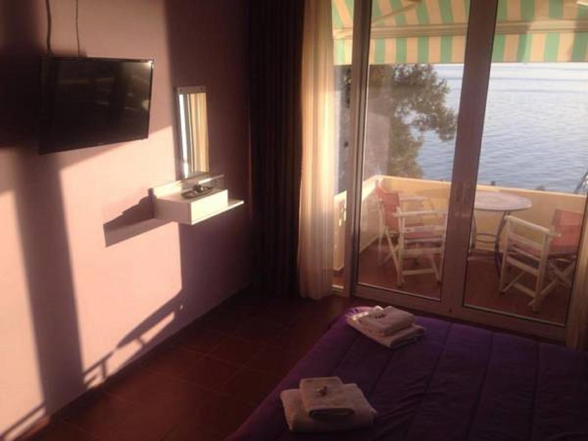 Maravellia Art hotel Loutrá Edipsoú Eksteriør bilde